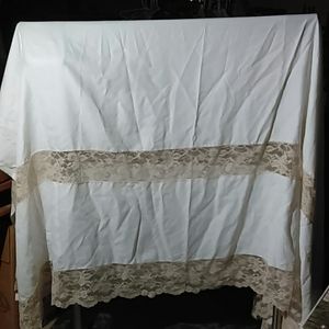 L Magnin & Co single Bedspread made by Carlin Com